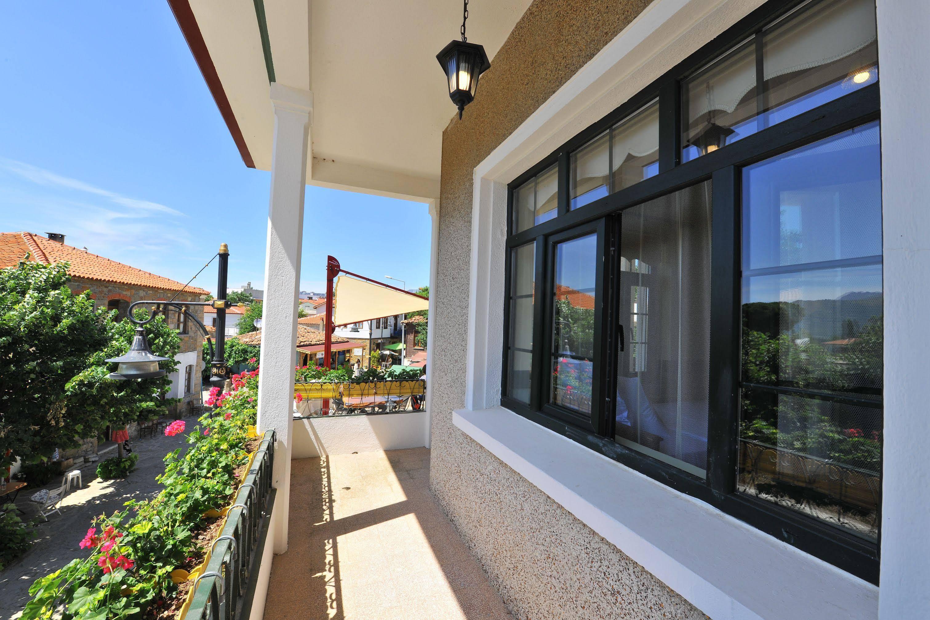 Petrino Goekceada Hotel&Kitchen Имврос Экстерьер фото